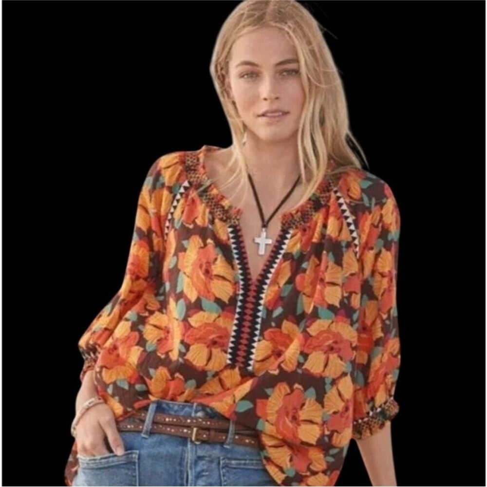 Sundance Hibiscus Bloom Printed Embroidered Boho Top. M